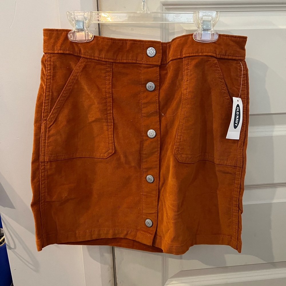 Button corduroy skirt